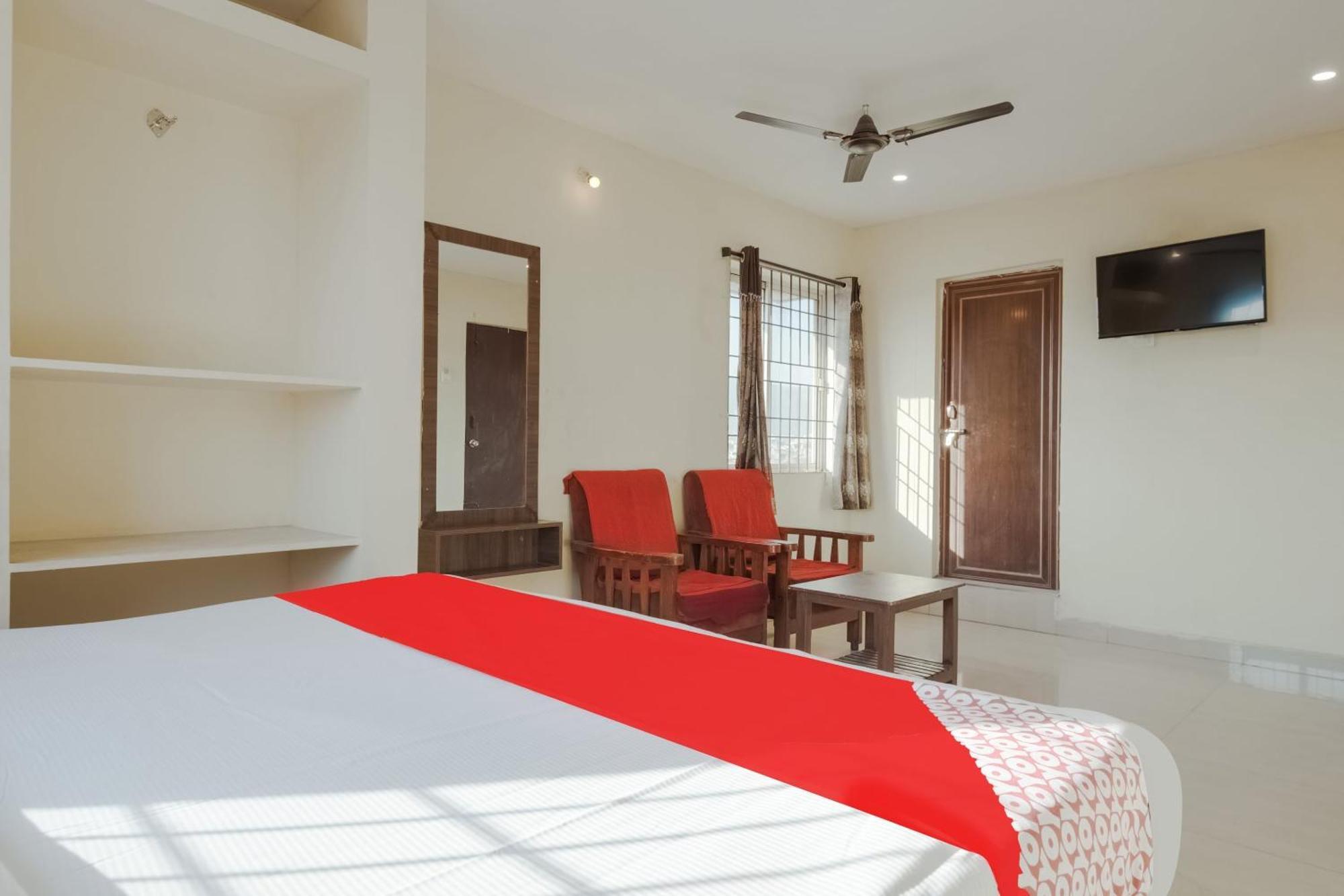 Hotel O Anu Grand วิสาขปัตนัม ภายนอก รูปภาพ